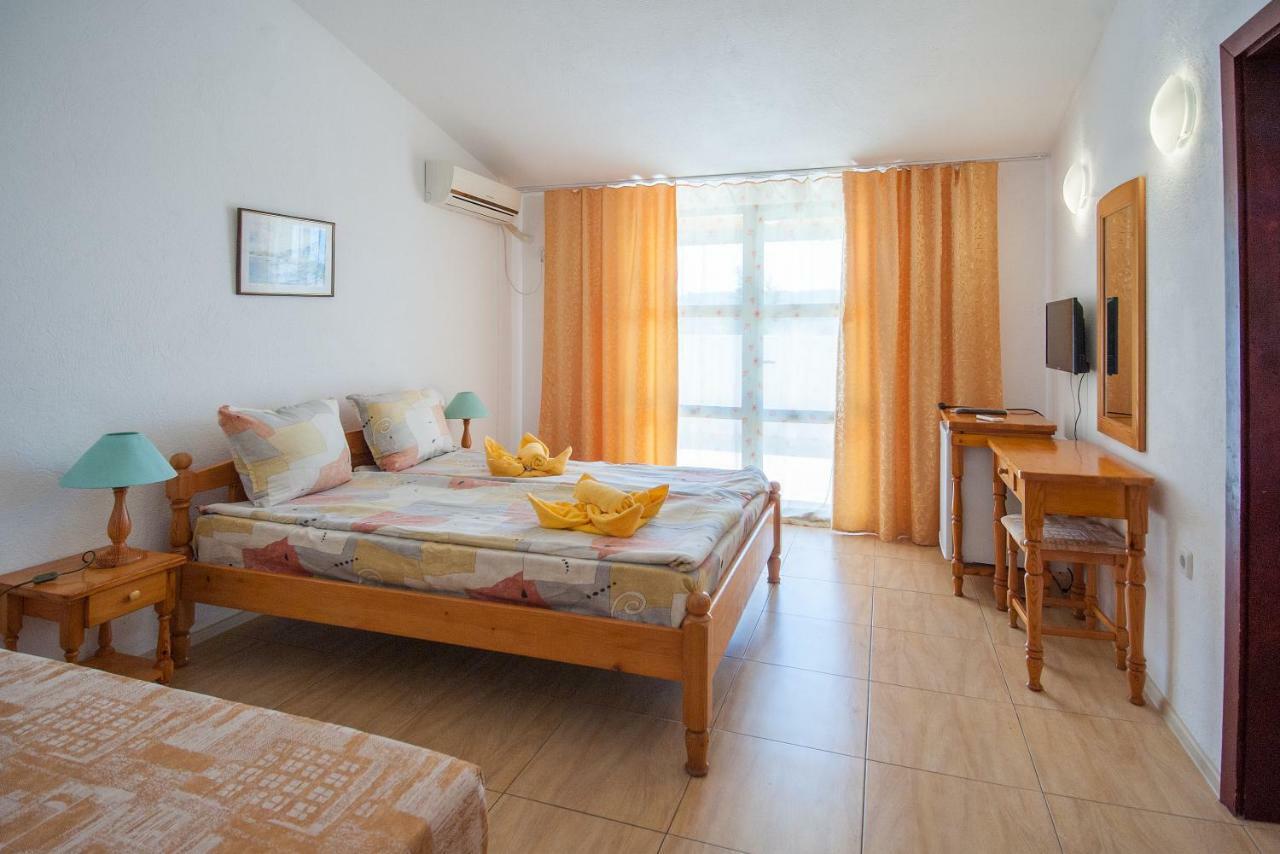 Hotel Stefanov 1 Лозенец Экстерьер фото