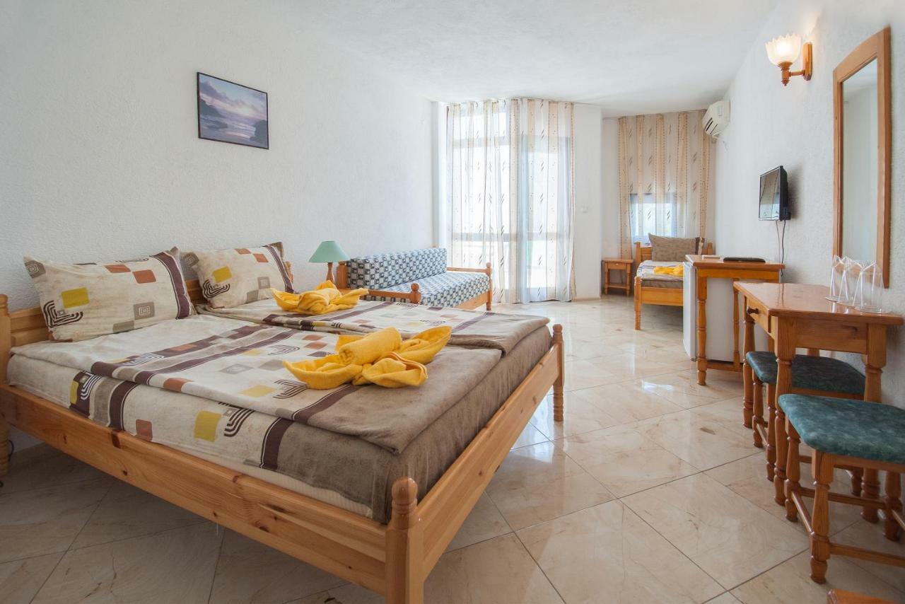 Hotel Stefanov 1 Лозенец Экстерьер фото